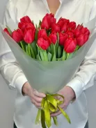 25 красных тюльпанов 