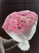 Букет розовых кустовых хризантем 