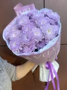Букет лиловых хризантем