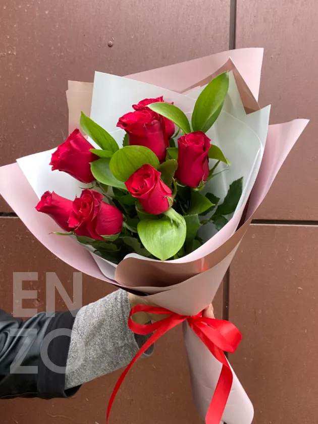 Букет 💐 Розы и Рускус 