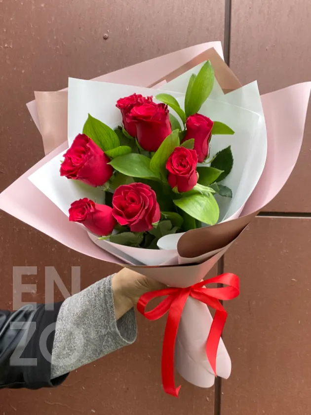 Букет 💐 Розы и Рускус 