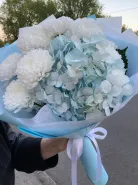 Гортензия и кустовая хризантема 💙